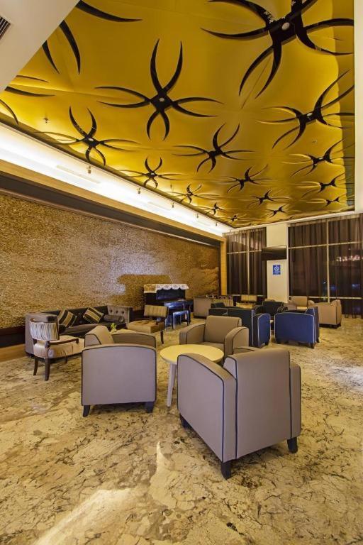 Blue Sky Hotel Petamburan Джакарта Екстер'єр фото