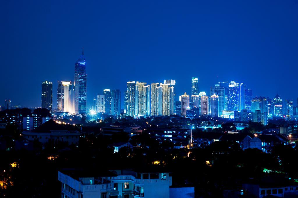 Blue Sky Hotel Petamburan Джакарта Екстер'єр фото
